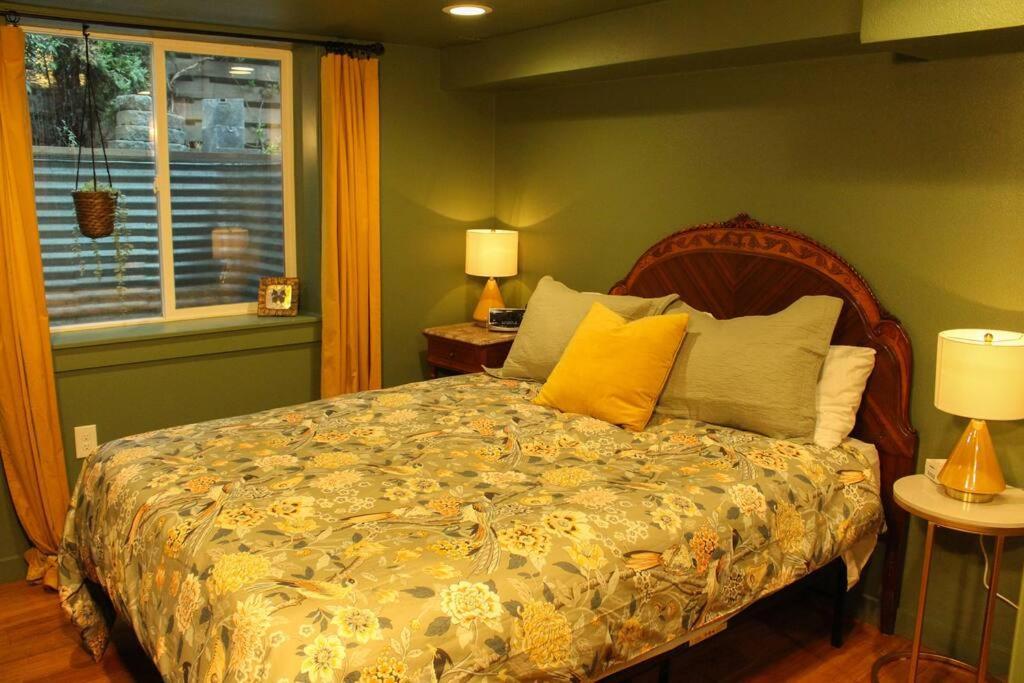 Ferienwohnung Heart Of Woodstock, 10 Min Walk To Reed, With Private Garage! Portland Exterior foto
